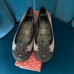 Tory Burch navy canvas ballet flat-size 8.5